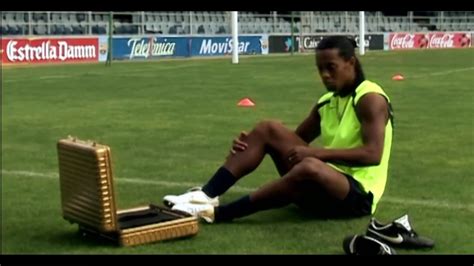 ronaldinho crossbar video